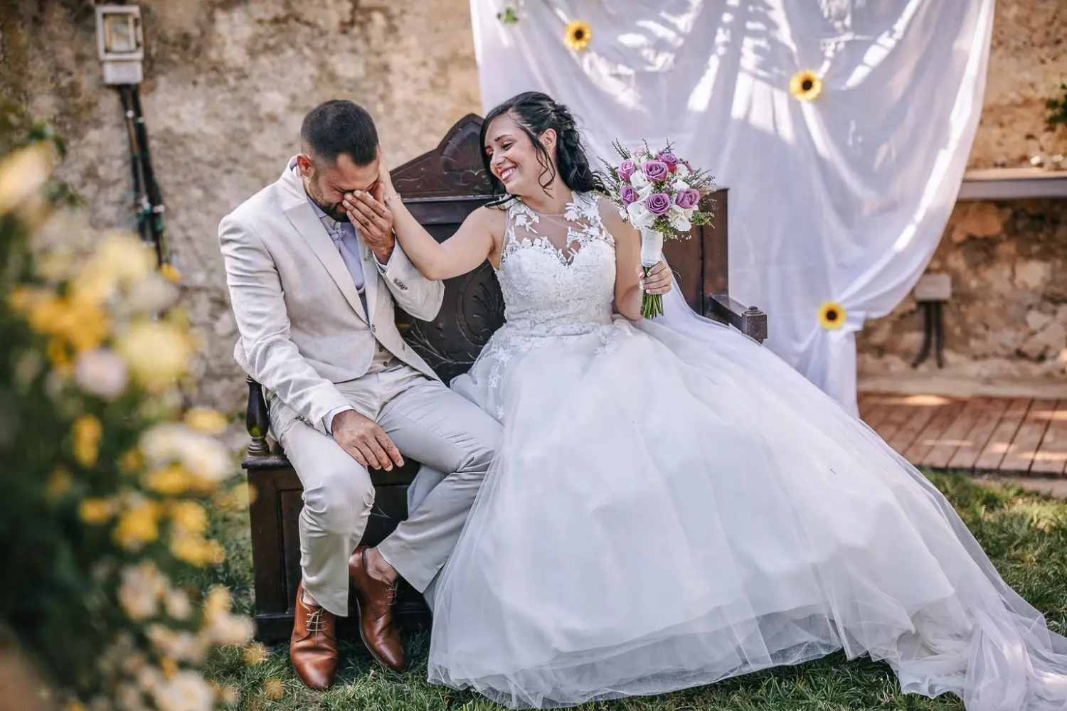 Emoción en esta ceremonia de boda en el Penedés